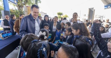 Fortalece Gobernador identidad queretana en estudiantes de educación básica