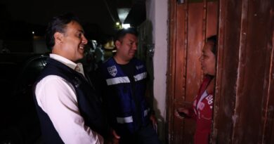 Supervisa Luis Nava obra de rehabilitación en cancha de futbol 5 en Huimilpan