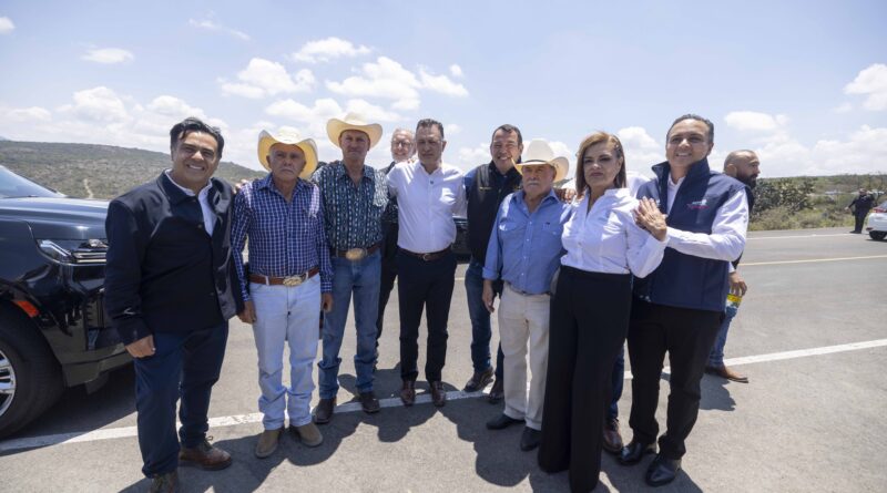 Entrega Gobernador obras que fortalecen la movilidad en San Juan del Río