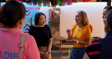 Avanza el análisis de propuestas para fortalecer el comercio artesanal y turístico en el Centro Histórico