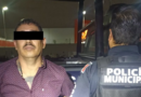Detienen a sujeto armado en Plaza Constituyentes; amenazaba a clientes en un comercio