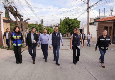 Chepe Guerrero supervisa reparación de socavones en Tejeda