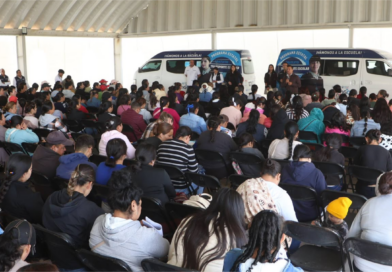 Con transporte seguro y gratuito, Huimilpan combate la deserción escolar para más de mil estudiantes