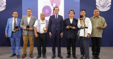 Chepe Guerrero entrega la Presea “Josefa Ortiz de Domínguez” a 13 ciudadanos distinguidos