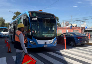 Regresarán a su ruta habitual unidades de Qrobús desviadas por obras en El Cerrito: AMEQ