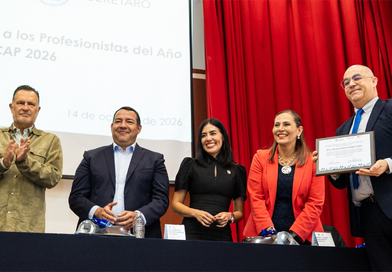 Reconoce Gobernador a las y los profesionistas sanjuanenses por su aportación en la vida política de sus regiones