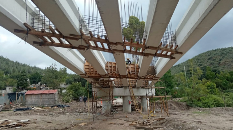 Garantiza la SICT que el contratista absorberá los costos por choque y caída de trabes de Puente El Chilar
