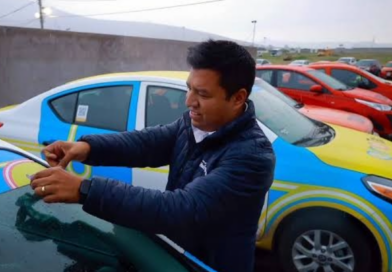 Otorgará Huimilpan subsidios de 5 mil pesos a taxistas para la adquisición de herramientas y mejoras vehiculares